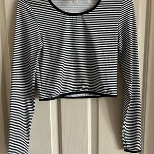 Black and White Fitted Crop Blouse with Long Sleeves swim top